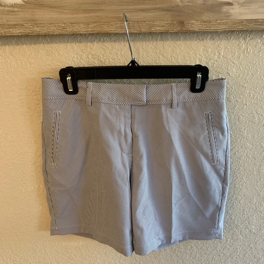 Lady Hagen golf shorts